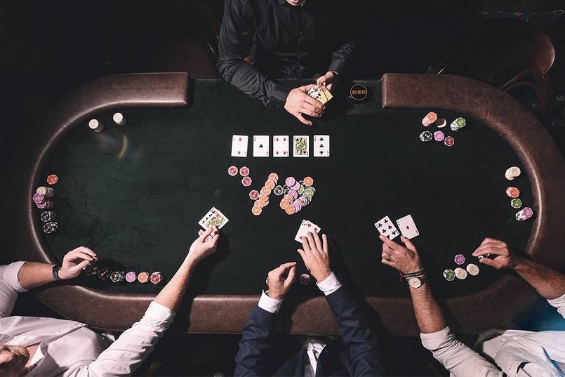 Một số bí kíp chơi Poker anh em tân binh nên nắm.